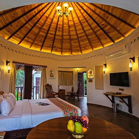 Nirali Resorts Райкот Екстериор снимка
